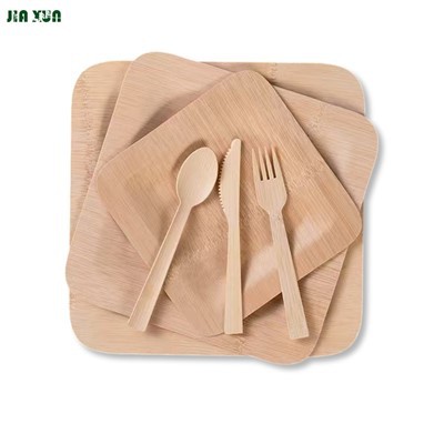 Бамбукови чинии и прибори за хранене